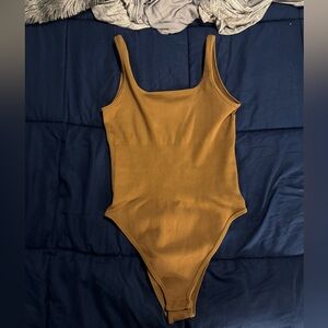 OQQ Ribbed Waist-Cinching Bodysuit Brown Tank Style Size M